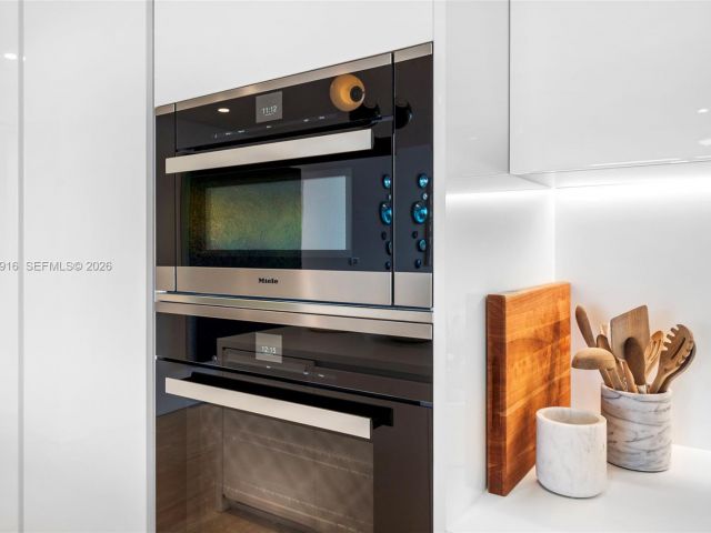 Apartment for rent  Unit # - photo 7269667