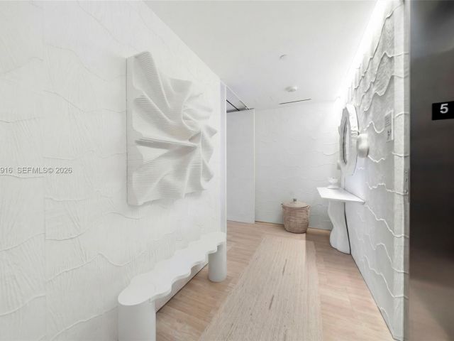 Apartment for rent  Unit # - photo 7269668