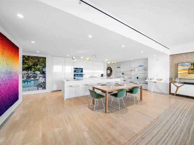 Apartment for rent  Unit # - photo 7269682