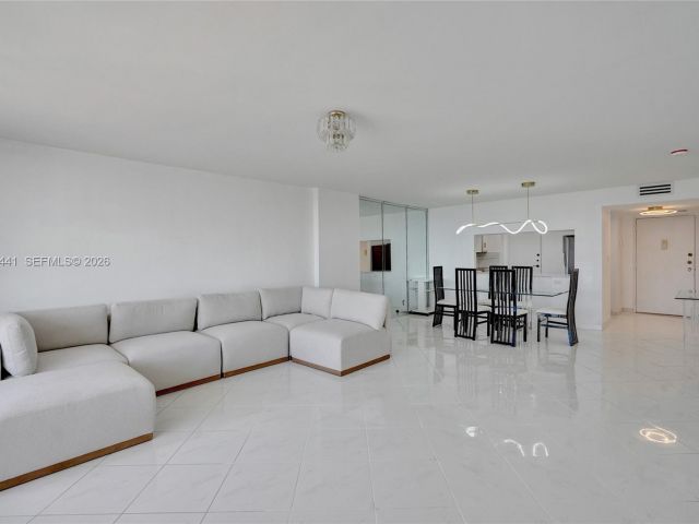1-bedroom condo for sale in Hallandale Beach - 1865 S Ocean Dr 11J - MondialRealty
