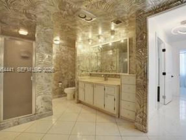 1-bedroom condo for sale in Hallandale Beach - 1865 S Ocean Dr 11J - MondialRealty