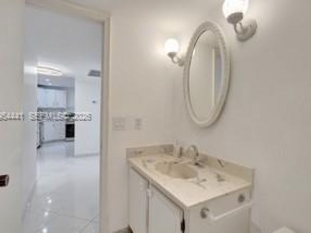 1-bedroom condo for sale in Hallandale Beach - 1865 S Ocean Dr 11J - MondialRealty