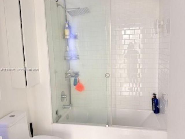 1-bedroom condo for rent in Miami - 151 SE 1st St 3010 - MondialRealty