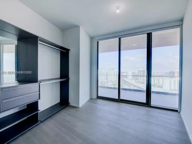 2-bedroom condo for sale in Sunny Isles Beach - 18975 Collins Ave 2205 - MondialRealty