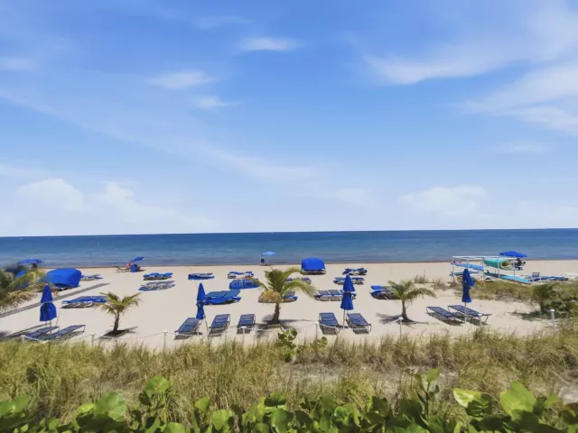 2-bedroom condo for rent in Fort Lauderdale - 3700 Galt Ocean Drive 1510 - MondialRealty