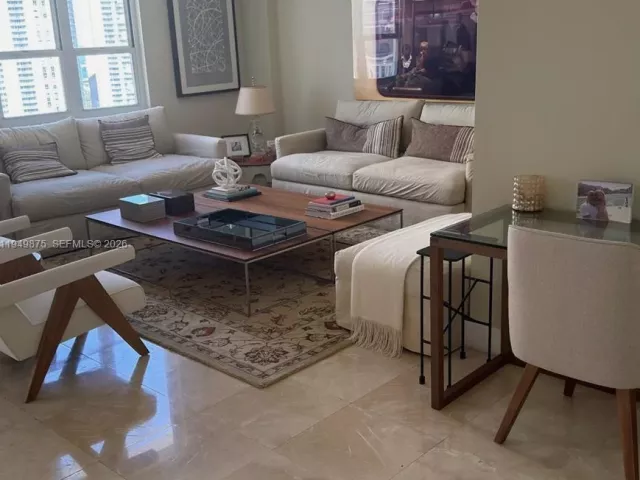 1-bedroom condo for rent in Miami - 701 Brickell Key Blvd PH-08 - MondialRealty