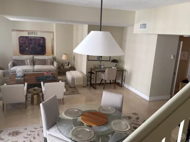 1-bedroom condo for rent in Miami - 701 Brickell Key Blvd PH-08 - MondialRealty