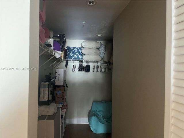 Apartment for rent  Unit #PH-08 - photo 7270525