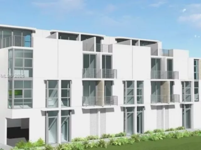 Home for sale at 2130 Verdun Dr - photo 7268893