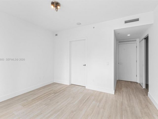 Apartment for sale  Unit #3909 - photo 7283844