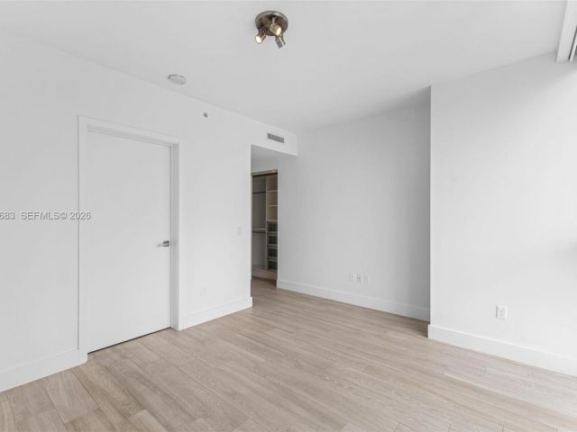 Apartment for sale  Unit #3909 - photo 7283845