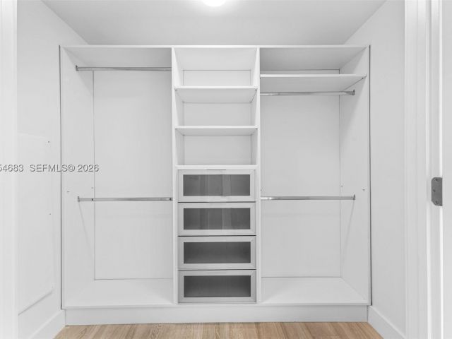 2-bedroom condo for sale in Miami - 1080 Brickell Ave 3909 - MondialRealty