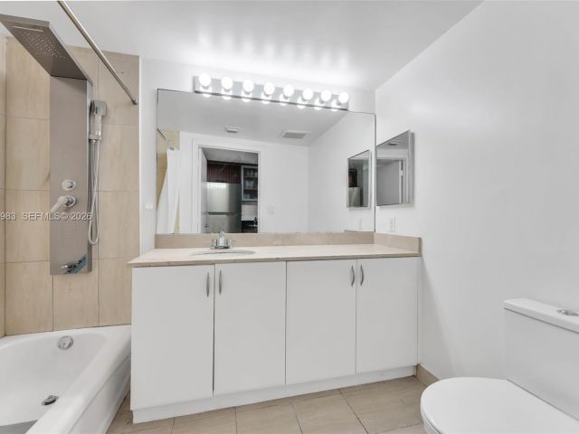 Apartment for sale  Unit #1407 - photo 7427749