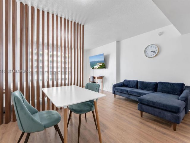 Apartment for sale  Unit #1407 - photo 7427754