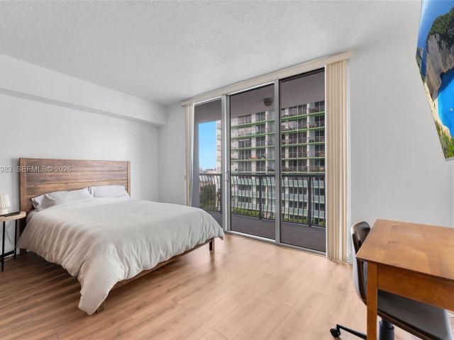 Apartment for sale  Unit #1407 - photo 7427756