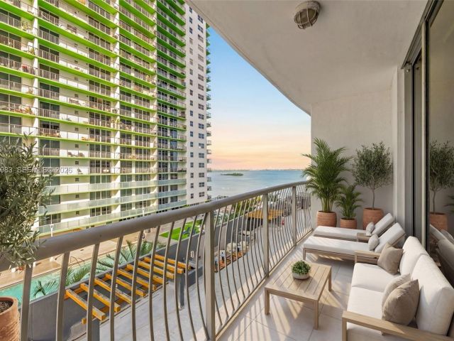 Apartment for sale  Unit #1407 - photo 7427760