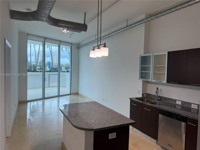 Apartment for rent  Unit #319 - photo 7433506