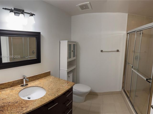 Apartment for rent  Unit #319 - photo 7433518