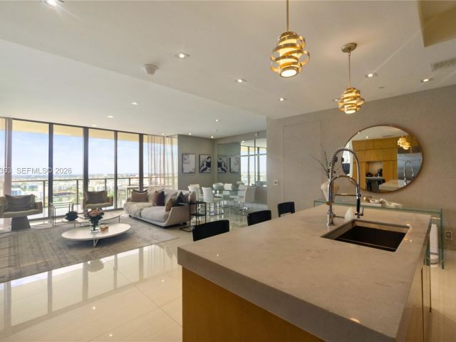 Apartment for sale  Unit #1905N - photo 7278608