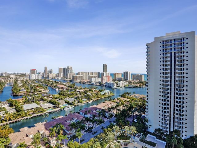 Apartment for sale  Unit #2310 - photo 7277979