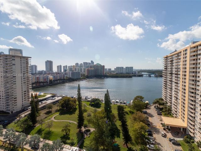 Apartment for sale  Unit #1912 - photo 7285173