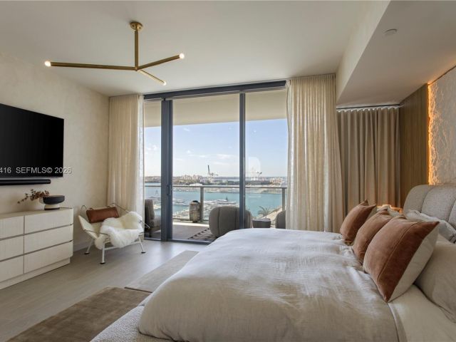 Apartment for rent  Unit #1203 - photo 7276106