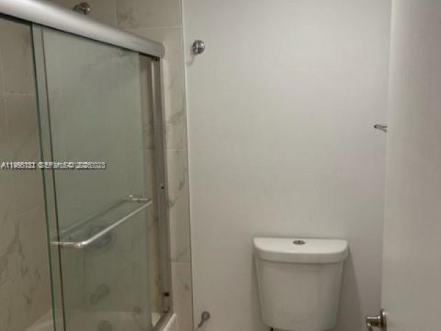 Apartment for rent  Unit #1725 - photo 7446999