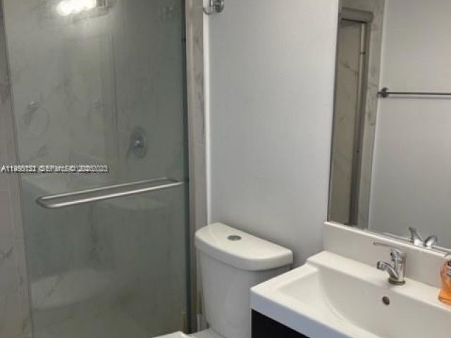 Apartment for rent  Unit #1725 - photo 7447001