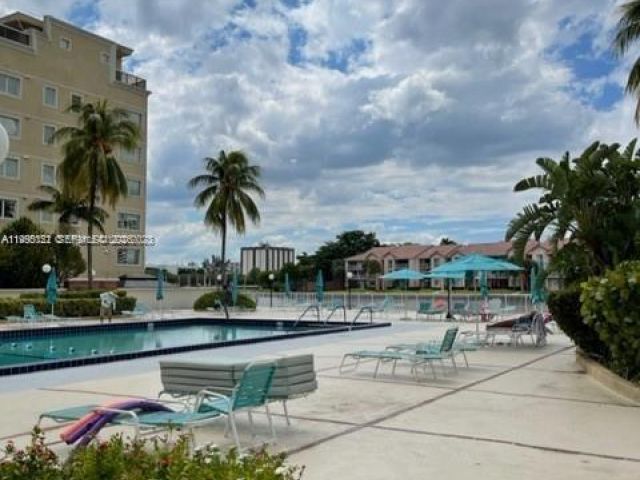 Apartment for rent  Unit #1725 - photo 7447002