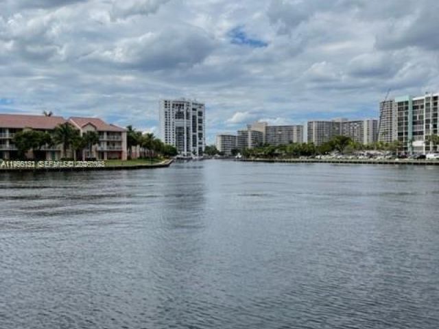 Apartment for rent  Unit #1725 - photo 7447003