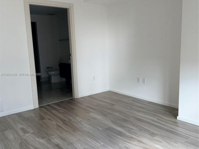 Apartment for sale  Unit #2002 - photo 7283805