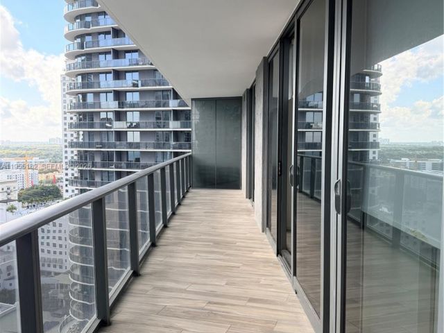 Apartment for sale  Unit #2002 - photo 7283815