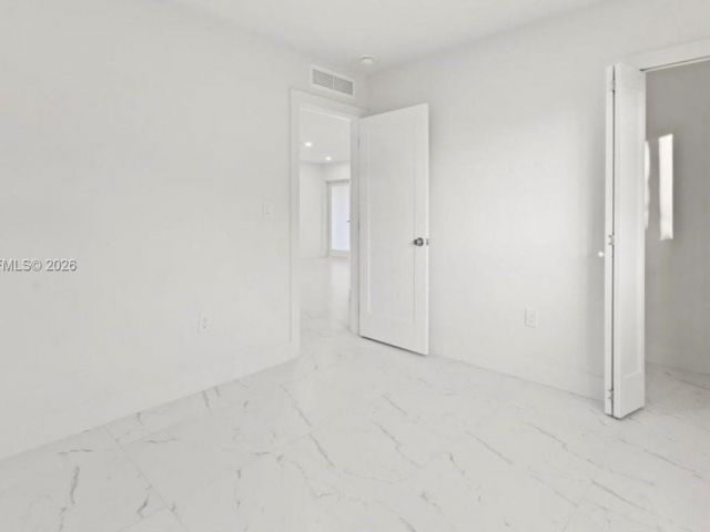 Home for rent at 19320 NW 37th Ave - photo 7276225