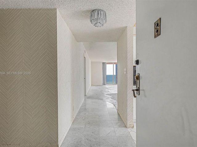 Apartment for sale  Unit #14M - photo 7434010