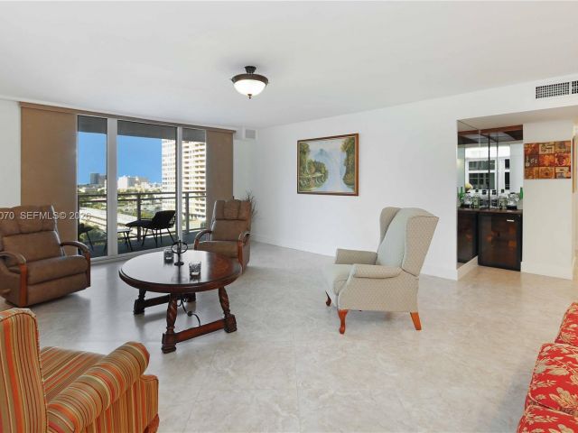 Apartment for sale  Unit #727 - photo 7285356