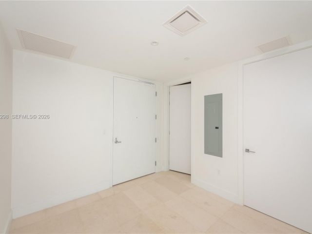 Apartment for sale  Unit #903 - photo 7285493
