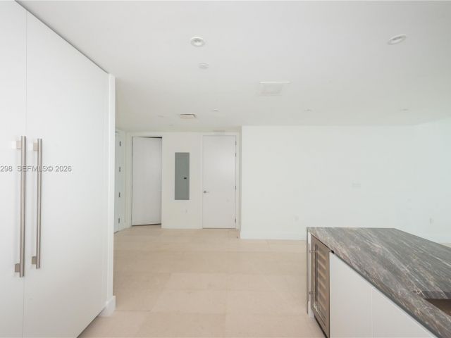 Apartment for sale  Unit #903 - photo 7285494