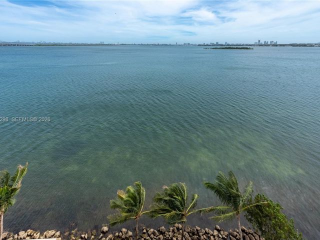 Apartment for sale  Unit #903 - photo 7285500