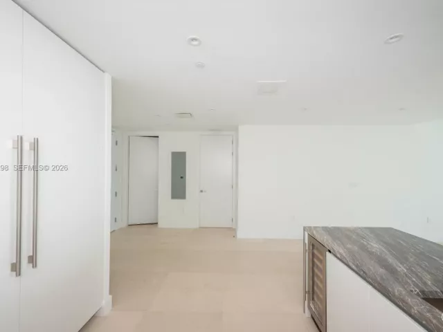 2-bedroom condo for sale in Miami - 700 NE 26th Ter 903 - MondialRealty