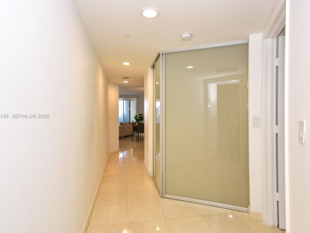 Apartment for rent  Unit #707 - photo 7285569