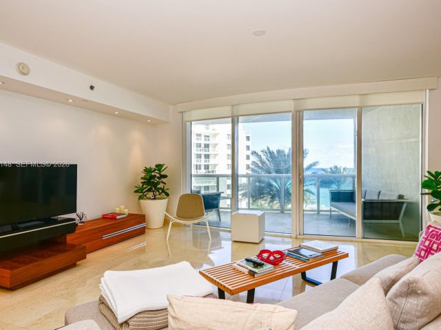 Apartment for rent  Unit #707 - photo 7285580