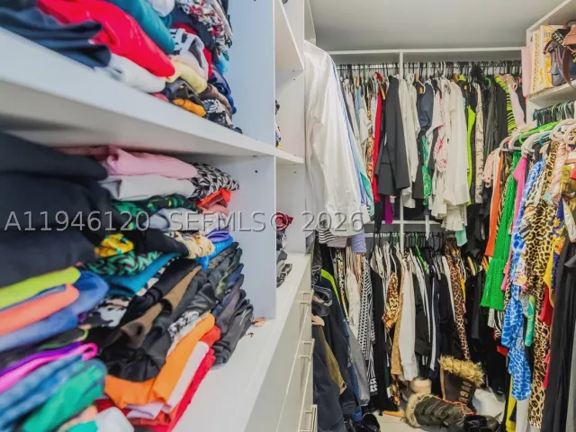 3-bedroom condo for sale in Sunny Isles Beach - 400 Sunny Isles Blvd 1504 - MondialRealty