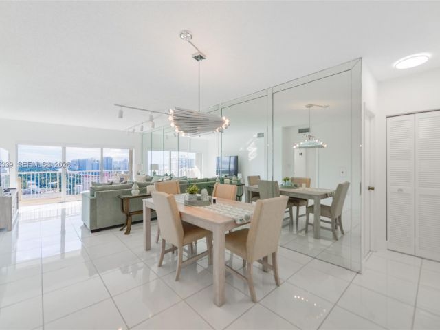 Apartment for rent  Unit #22L - photo 7438801