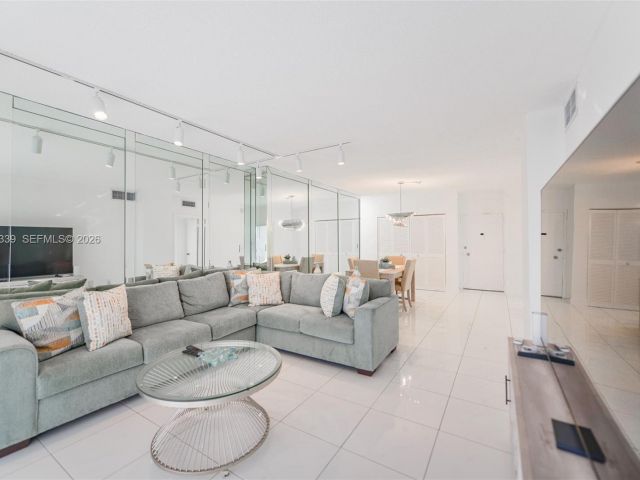 Apartment for rent  Unit #22L - photo 7438809