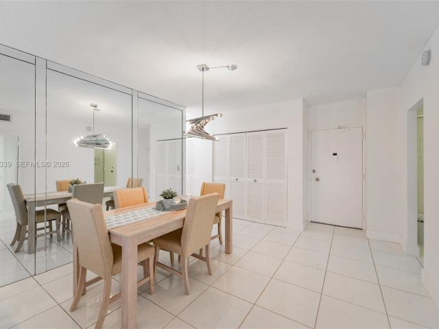 Apartment for rent  Unit #22L - photo 7438812