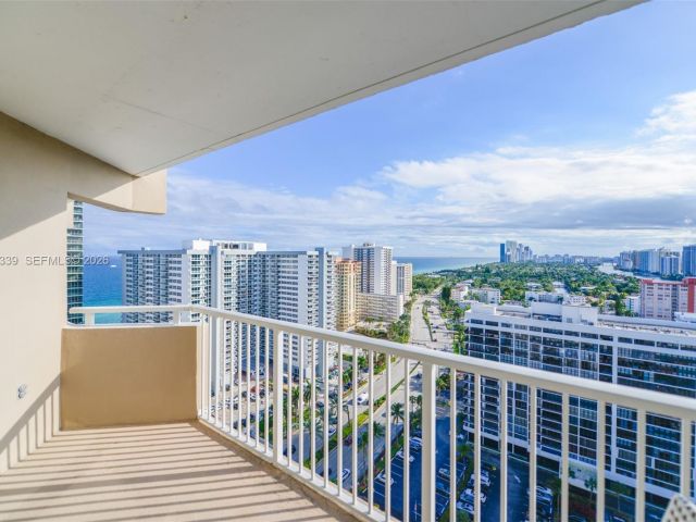 Apartment for rent  Unit #22L - photo 7438833