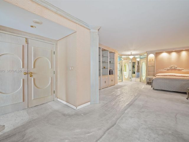 Apartment for sale  Unit #909 - photo 7343054