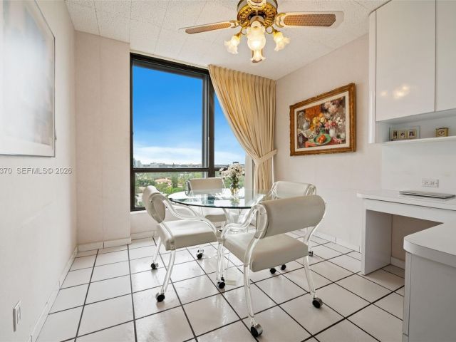 Apartment for sale  Unit #909 - photo 7343056