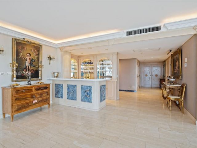 Apartment for sale  Unit #909 - photo 7343067