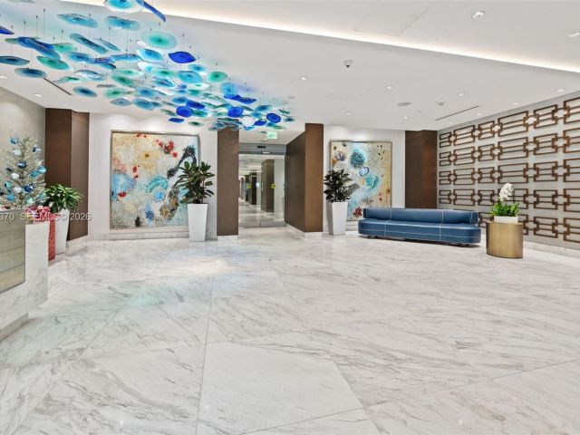 Apartment for sale  Unit #909 - photo 7343070